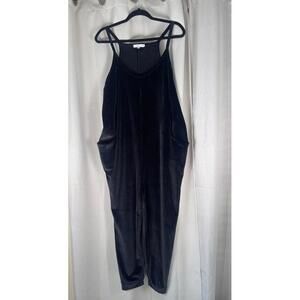 Sincerely Jules Black Ribbed Velvet Jumpsuit Size L